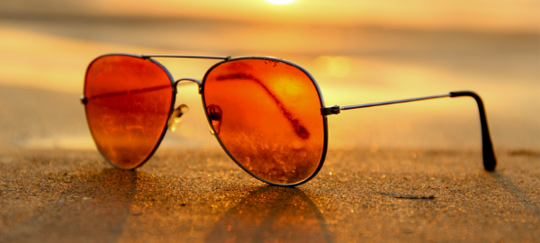 Why experts say we should all be wearing sunglasses every day